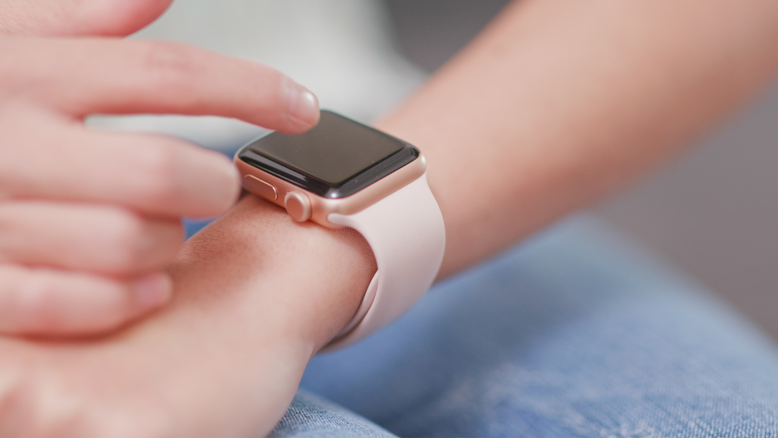 smart watch being used